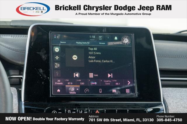 Photo of 2025 Bright White Clearcoat Jeep Compass