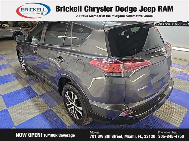 Photo of 2018 Magnetic Gray Metallic Toyota RAV4