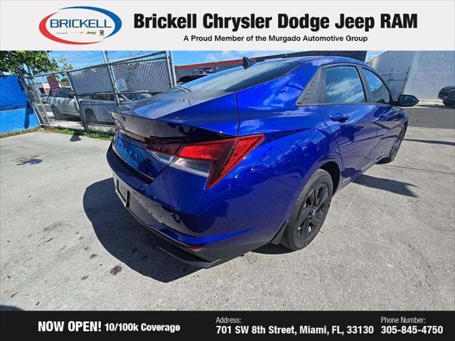 Photo of 2022 Intense Blue Hyundai ELANTRA