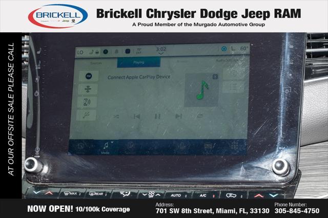 Photo of 2023 Bright White Clearcoat Jeep Wagoneer