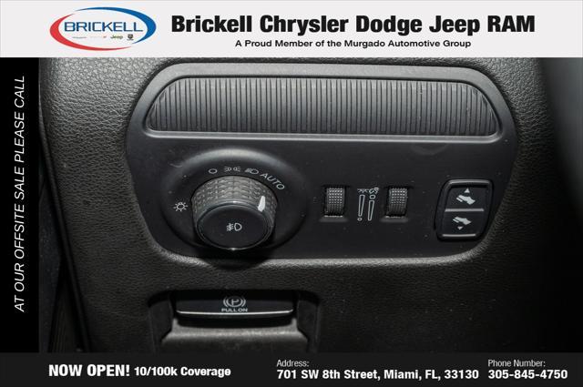 Photo of 2023 Bright White Clearcoat Jeep Wagoneer
