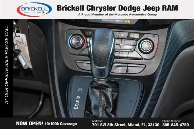 Photo of 2022 FROZEN WHITE METALLIC Ford Transit Connect