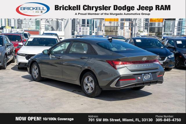 Photo of 2025 Amazon Gray Hyundai ELANTRA