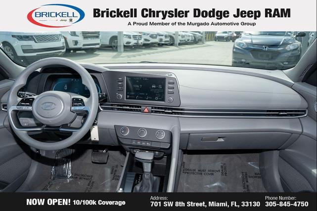 Photo of 2025 Amazon Gray Hyundai ELANTRA