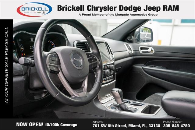 Photo of 2022 Bright White Clearcoat Jeep Grand Cherokee