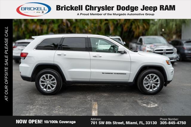 Photo of 2022 Bright White Clearcoat Jeep Grand Cherokee