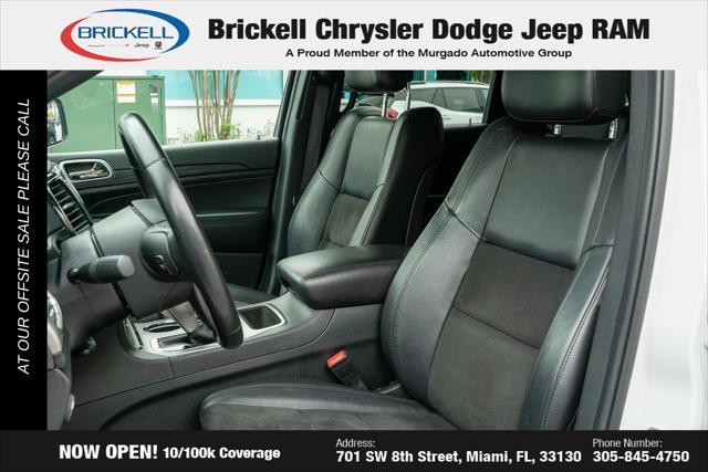 Photo of 2022 Bright White Clearcoat Jeep Grand Cherokee