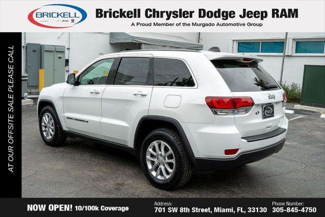 Photo of 2022 Bright White Clearcoat Jeep Grand Cherokee