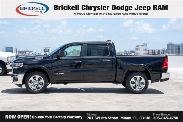 Photo of 2025 Diamond Black Crystal Pearlcoat RAM 1500