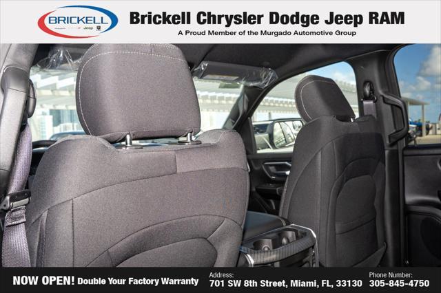 Photo of 2025 Bright White Clearcoat RAM 1500