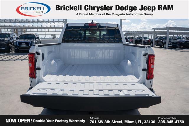Photo of 2025 Bright White Clearcoat RAM 1500