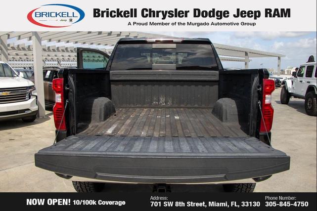 Photo of 2020 Black Chevrolet Silverado 1500