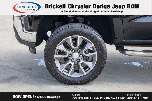 Photo of 2020 Black Chevrolet Silverado 1500