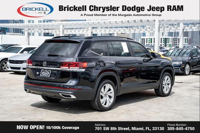 Photo of 2022 Deep Black Volkswagen Atlas