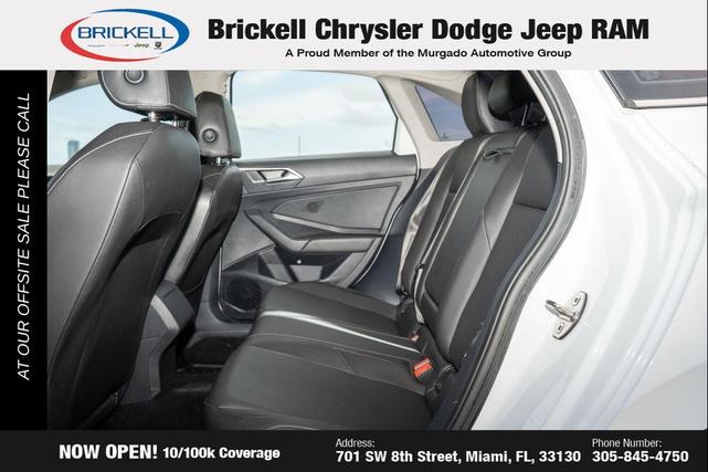 Photo of 2019 Pure White Volkswagen Jetta