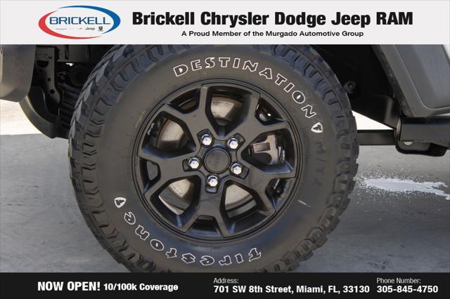 Photo of 2021 Bright White Clearcoat Jeep Wrangler