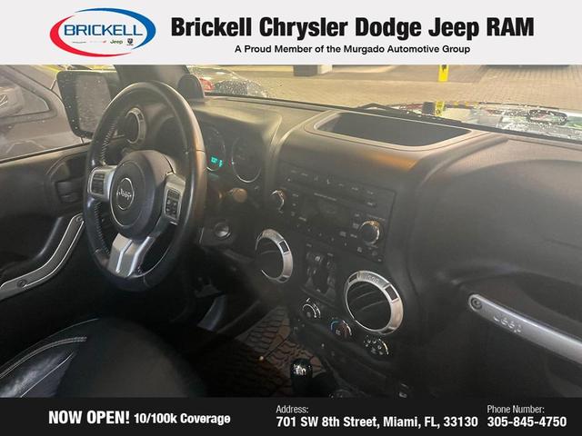 Photo of 2013 Black Clearcoat Jeep Wrangler Unlimited
