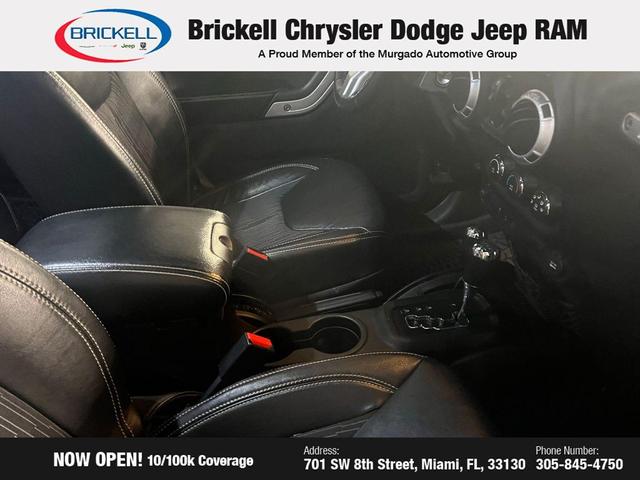 Photo of 2013 Black Clearcoat Jeep Wrangler Unlimited