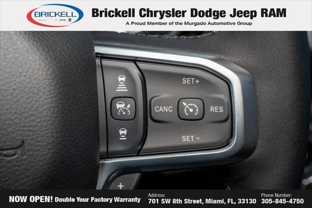 Photo of 2025 Diamond Black Crystal Pearlcoat RAM 1500