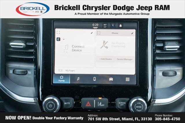 Photo of 2025 Diamond Black Crystal Pearlcoat RAM 1500