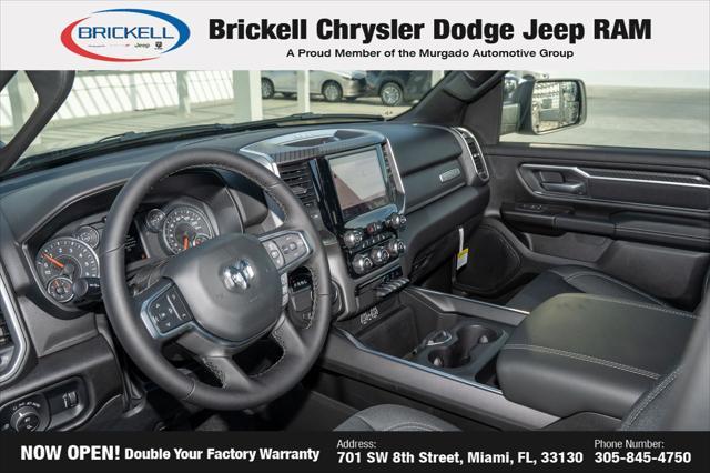 Photo of 2025 Diamond Black Crystal Pearlcoat RAM 1500