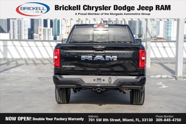 Photo of 2025 Diamond Black Crystal Pearlcoat RAM 1500