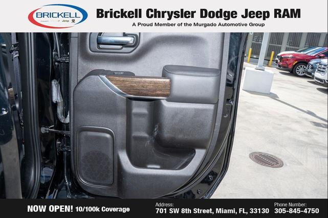 Photo of 2022 Onyx Black GMC Sierra 1500