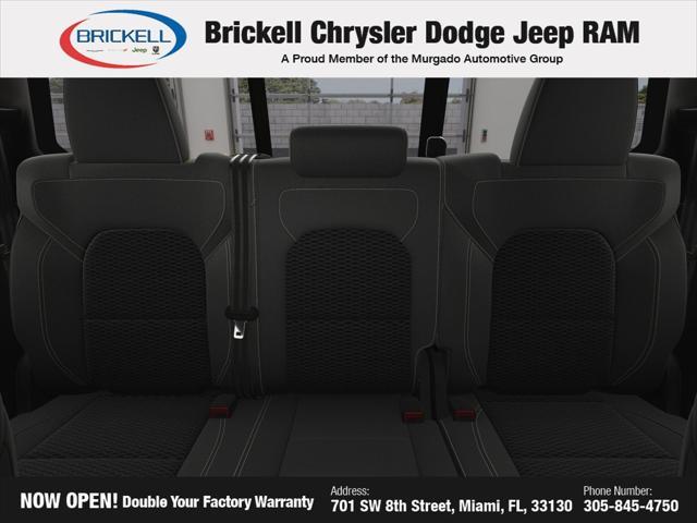 Photo of 2025 Diamond Black Crystal Pearlcoat RAM 1500
