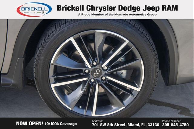 Photo of 2024 Graphite Shadow INFINITI QX55
