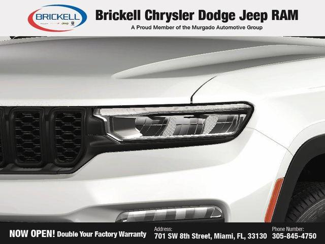 Photo of 2025 Bright White Clearcoat Jeep Grand Cherokee