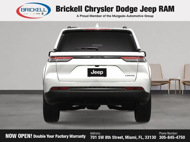 Photo of 2025 Bright White Clearcoat Jeep Grand Cherokee