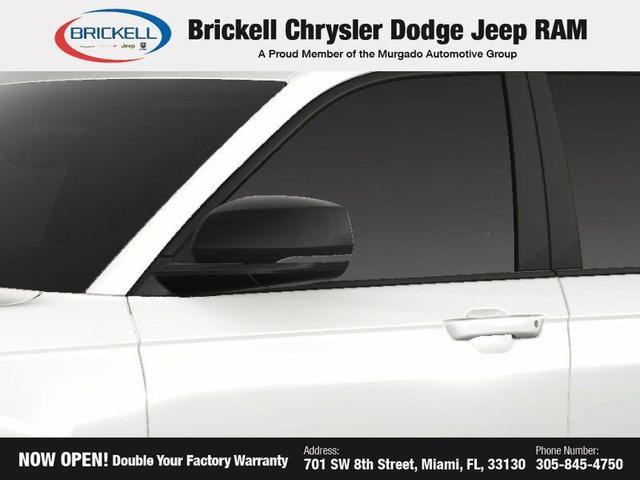 Photo of 2025 Bright White Clearcoat Jeep Grand Cherokee