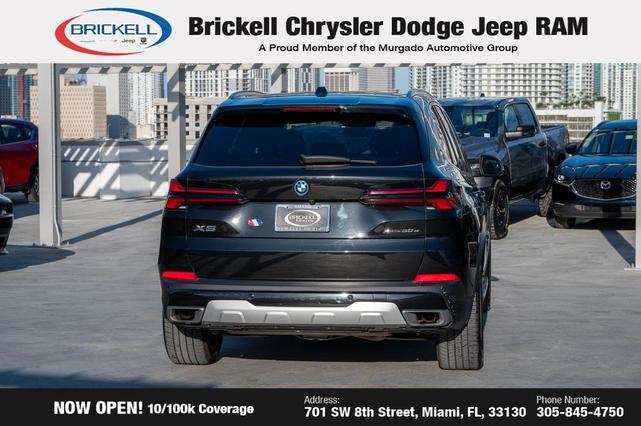 Photo of 2024 White BMW X5 PHEV