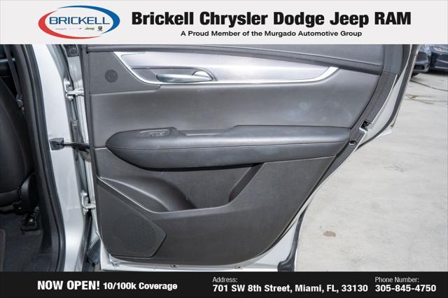 Photo of 2019 Radiant Silver Metallic Cadillac XT5