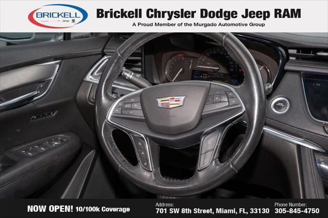 Photo of 2019 Radiant Silver Metallic Cadillac XT5