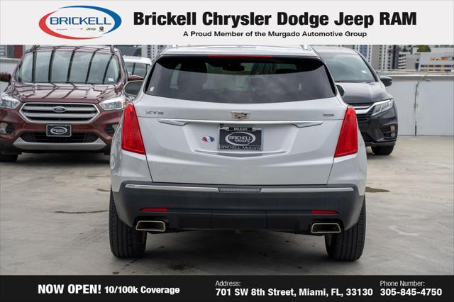 Photo of 2019 Radiant Silver Metallic Cadillac XT5