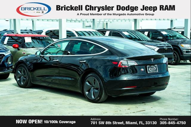 Photo of 2019 Solid Black Tesla Model 3