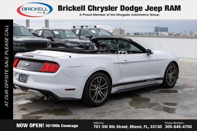 Photo of 2017 OXFORD WHITE Ford Mustang