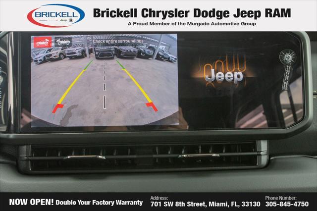 Photo of 2025 Bright White Clearcoat Jeep Wrangler