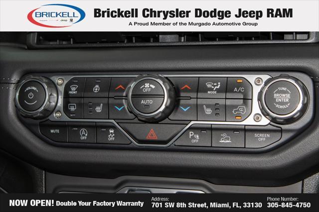 Photo of 2025 Bright White Clearcoat Jeep Wrangler