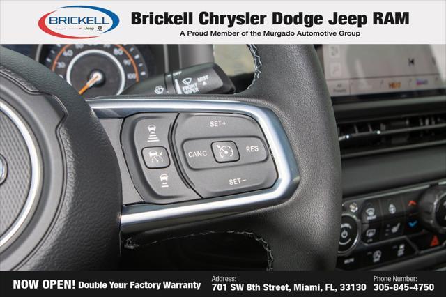 Photo of 2025 Bright White Clearcoat Jeep Wrangler