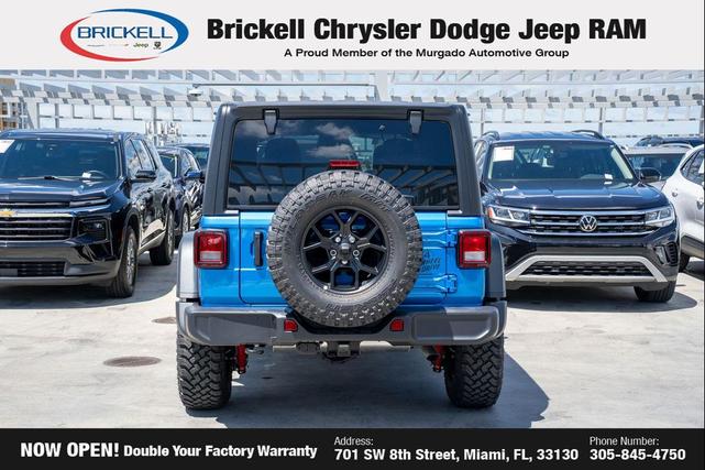 Photo of 2025 Hydro Blue Pearlcoat Jeep Wrangler
