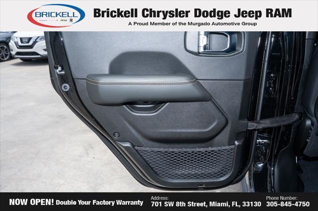 Photo of 2025 Black Clearcoat Jeep Wrangler 4xe