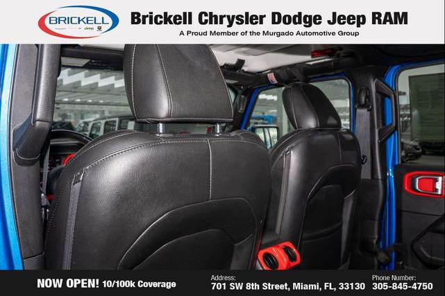 Photo of 2022 Hydro Blue Pearlcoat Jeep Gladiator