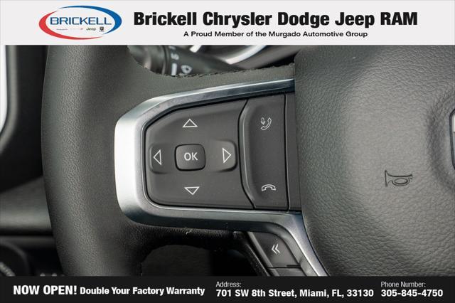 Photo of 2025 Diamond Black Crystal Pearlcoat RAM 1500