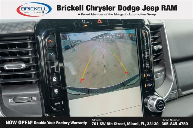 Photo of 2025 Diamond Black Crystal Pearlcoat RAM 1500