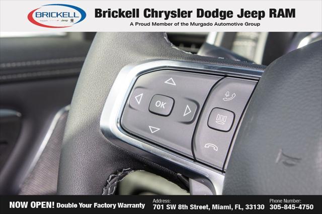 Photo of 2026 Diamond Black Crystal Pearlcoat RAM 1500