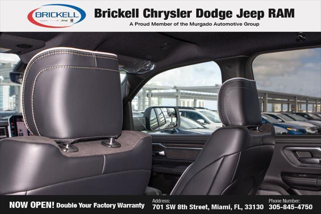 Photo of 2026 Diamond Black Crystal Pearlcoat RAM 1500