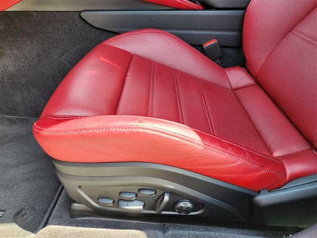 Photo of 2024 Jet Black Metallic Porsche Panamera