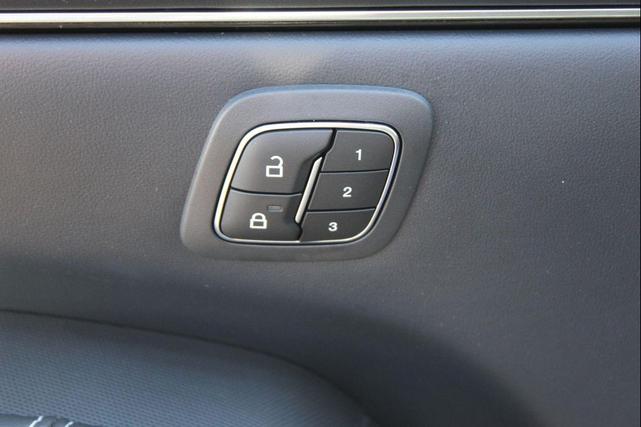 Photo of 2021 Blue Metallic Ford Mustang Mach-E